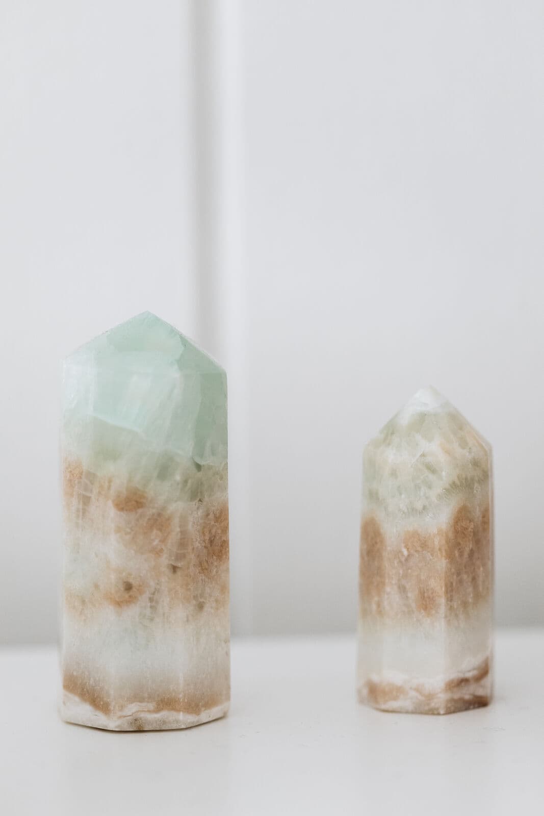 Quartz crystal points
